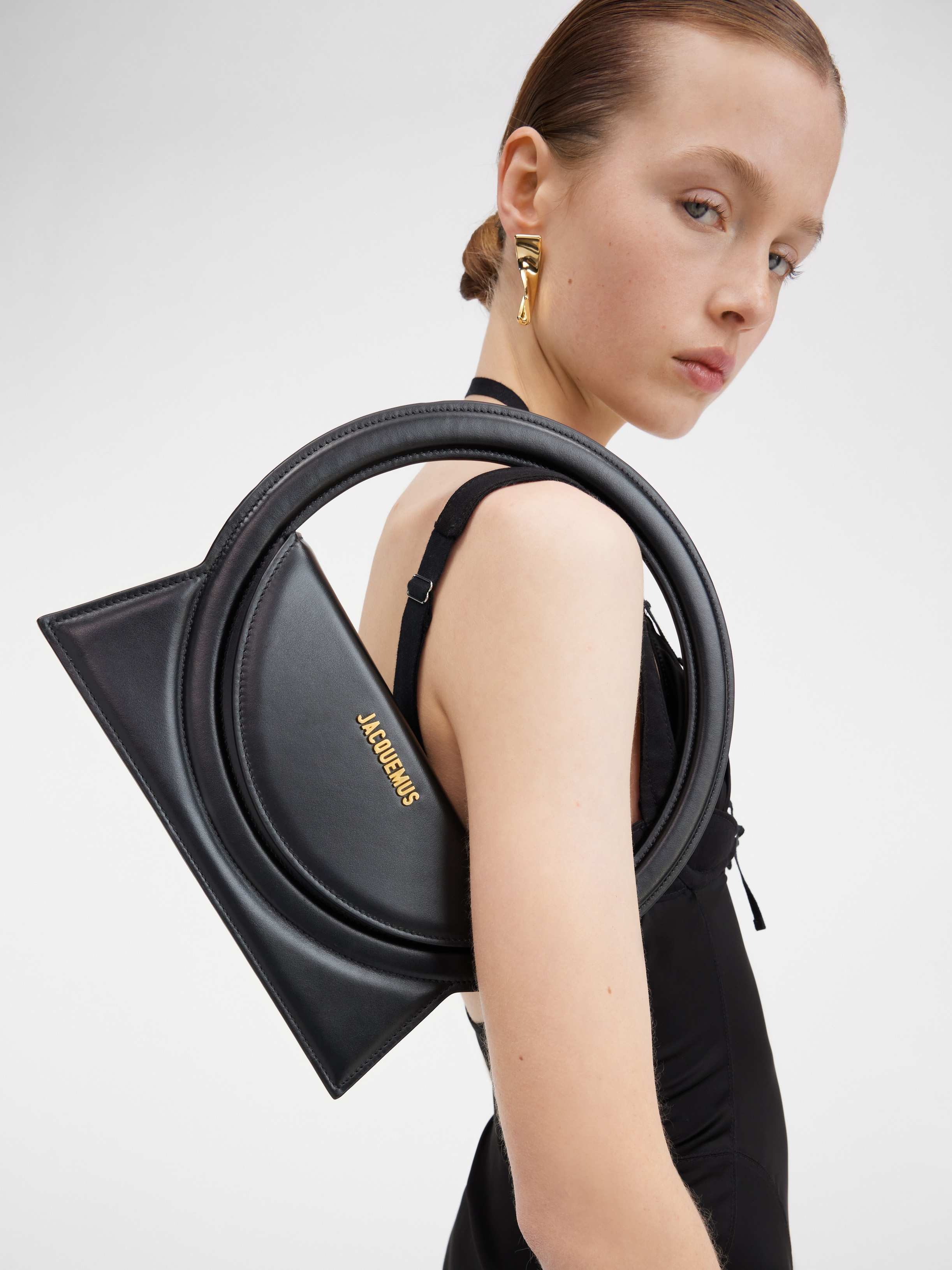 The Rond bag, Black | JACQUEMUS KSA